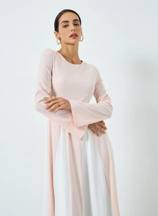 تايك تو جلابية وردية بأكمام طويلة وألوان متباينة